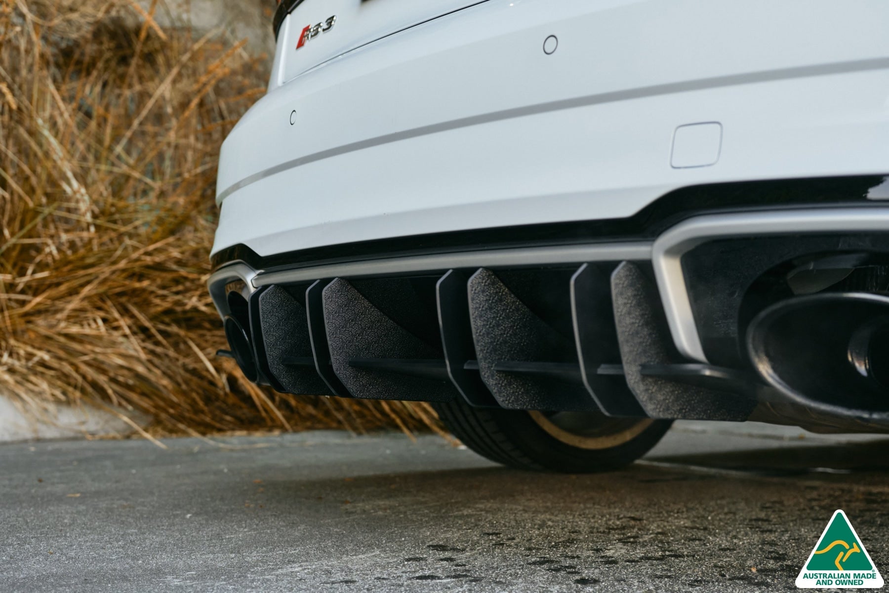 Flow Design RS3 8V Sedan Facelift Flow-Lock Rear Diffuser