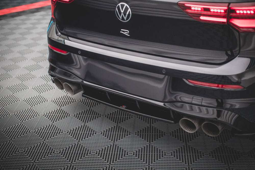 Maxton Design Central Rear Splitter VW Golf Mk8 R
