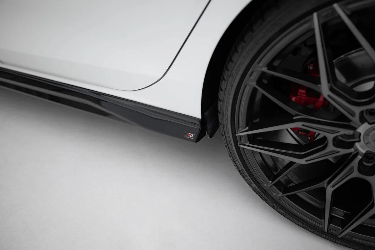 Maxton Design Side Skirts Diffusers V.3 Volkswagen Golf GTI / GTE / GTI Clubsport / GTD / R-Line Mk8